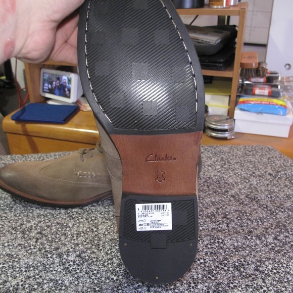 CLARKS MEN'S BROYD WING Sized 12 - Picture 7 of 11